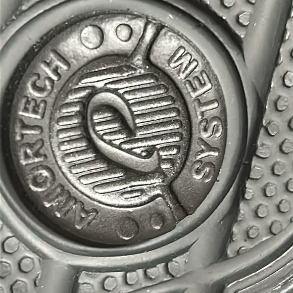 PEGADA black leather slip on oxford shoes. Elastic laces and material to slip on - Picture 7 of 13